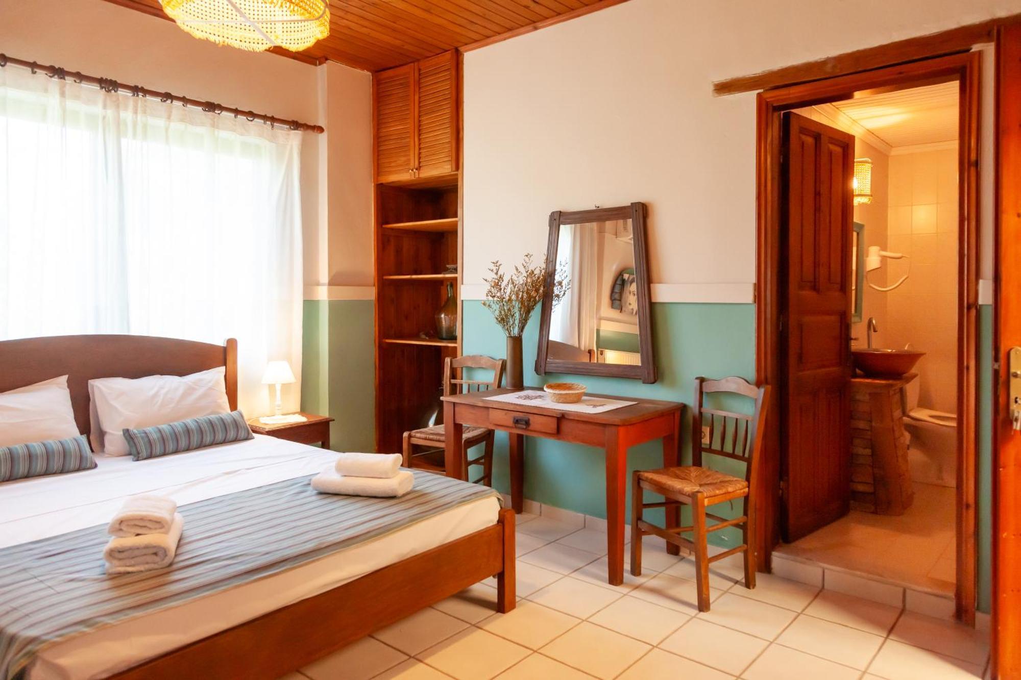Amnisiades Apartments Καρτερός Εξωτερικό φωτογραφία